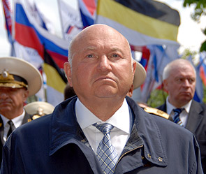 Лужков