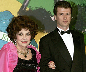 Джина Лоллобриджида и Хавьер Ригау-и-Рольфос. Фото: Getty Images/Fotobank.ru