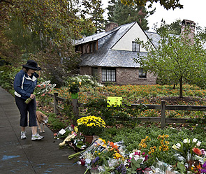 ����: GLOBAL LOOK press