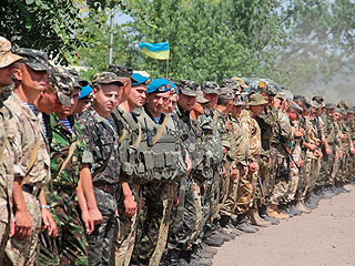 Киев стягивает войска к Донецку