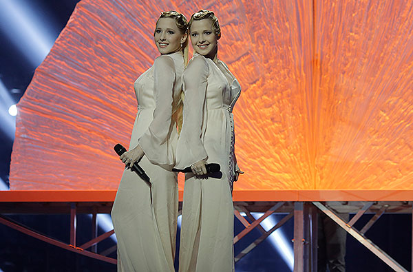 Курские сестры Толмачёвы сегодня выступят в первом полуфинале "Евровидения"