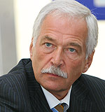 Кудрин попал под обстрел Грызлова