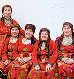 "Бурановские бабушки" устроили вечеринку
