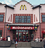 Москвич потребовал с McDonald's полмиллиона