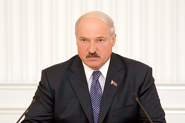 Полезное ископаемое. Лукашенко приказал найти в Белоруссии нефть и газ