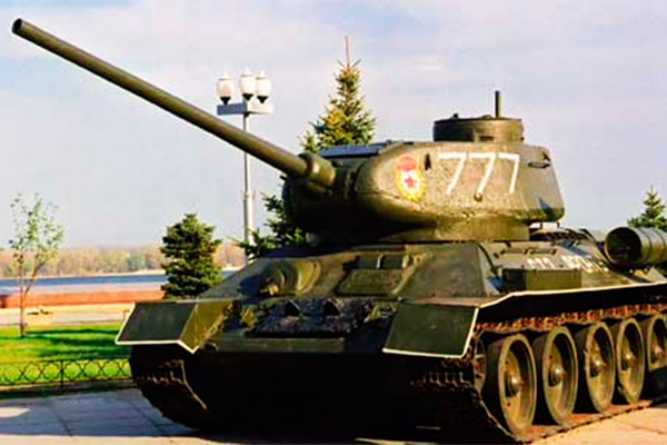 ФСБ пресекла контрабанду танка Т-34