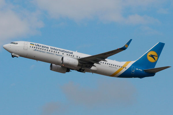 Авиакассам разрешили возврат билетов на рейсы между Россией и Украиной