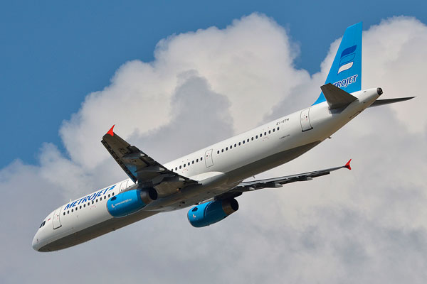 Пилот A321 три месяца сидел без зарплаты