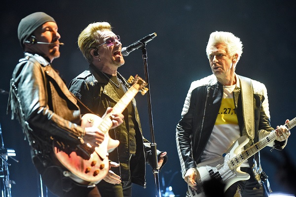 U2 написала песню о теракте в Париже
