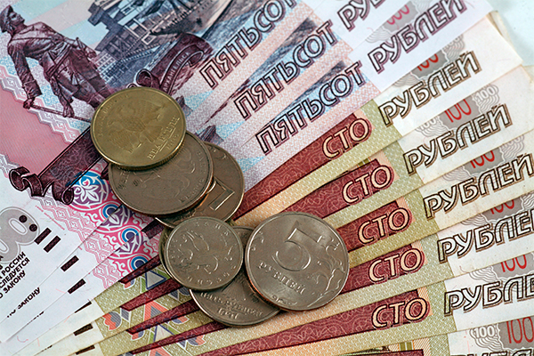 Бабушка получила пенсию в 32 млн рублей