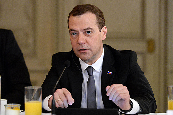 Медведев будет лично участвовать в дебатах перед выборами в Госдуму
