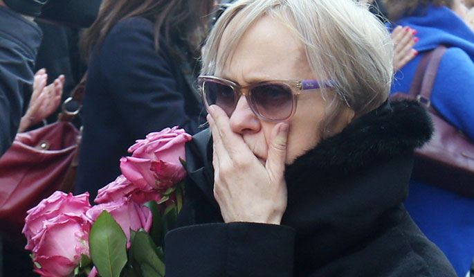 Вдова Филозова попросила прощения на панихиде