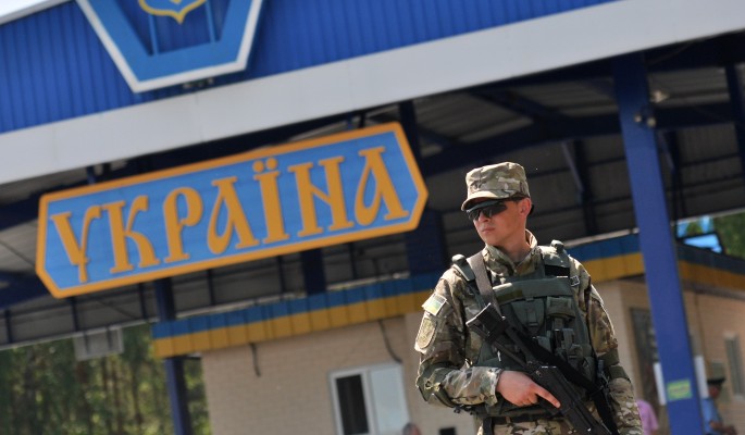 Угрозы насчет визового режима с РФ назвали очередной страшилкой Киева