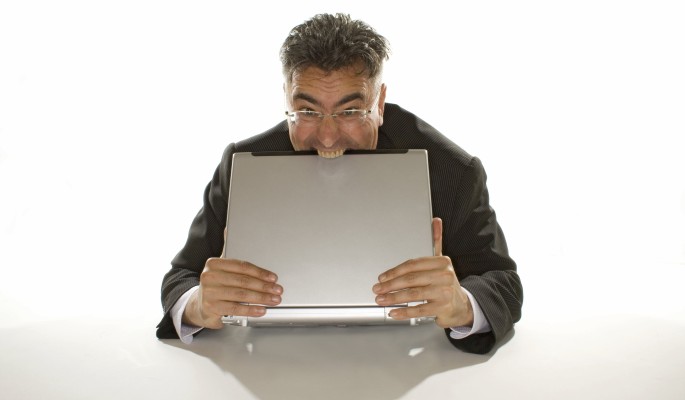 Как работа убивает россиян