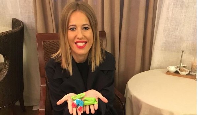 Беременная Собчак испугала синяками на лице