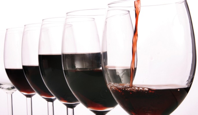Ученые считают вредным полный отказ от алкоголя