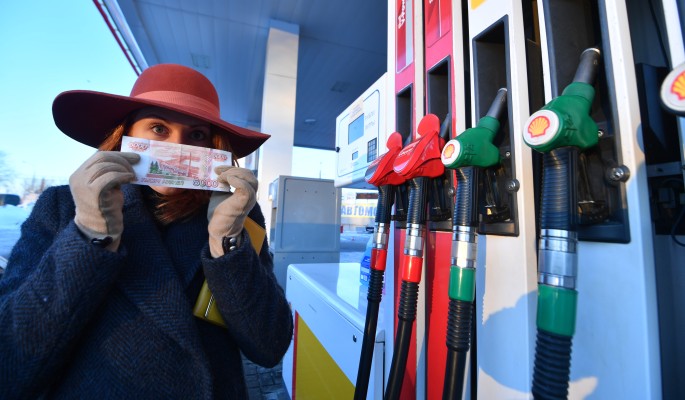 Москвичей ждет рост цен на бензин