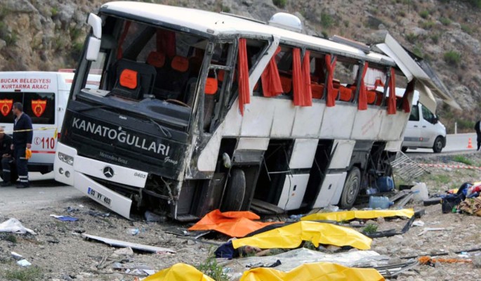 Автобус с десятками украинцев разбился в Турции