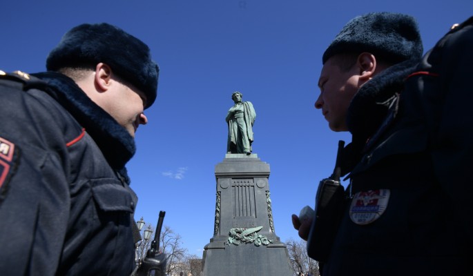 Полиция пресекает провокации на Тверской