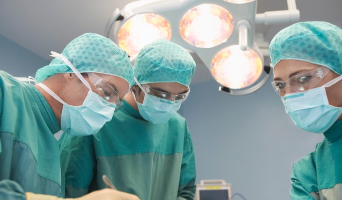 Хирурги вырезали москвичке здоровый орган