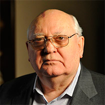 Михаил  Сергеевич  Горбачев 