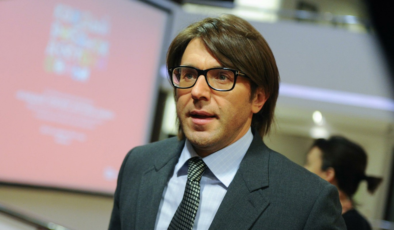 Андрей Малахов снял на видео изменившуюся до неузнаваемости Жанну Агузарову