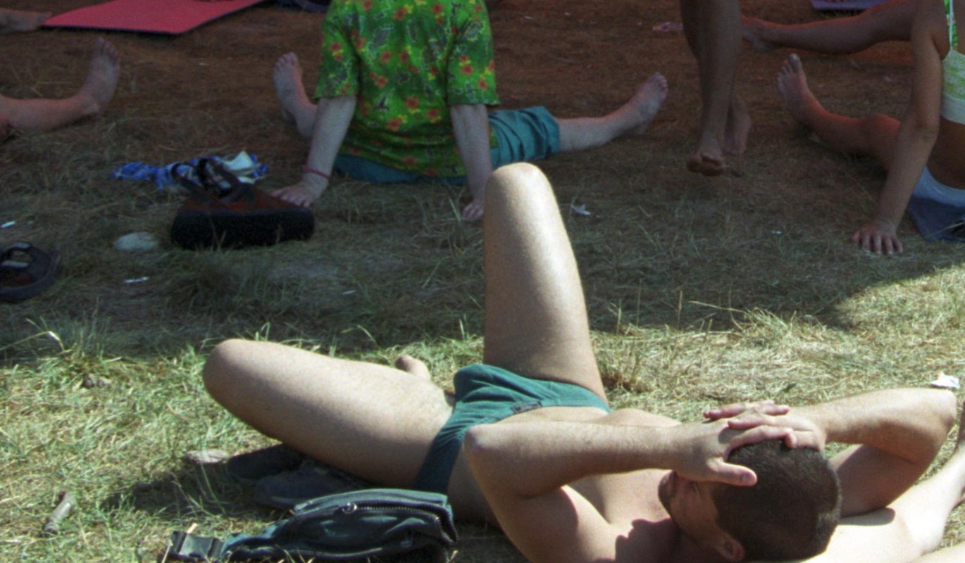 Как у коня: журналиста-красавчика Сорокина засняли без трусов на нудистском пляже 