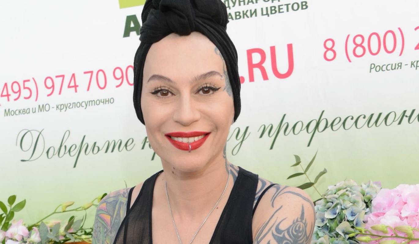 Родились от разных отцов и живут в Америке: какими стали наследники многодетной матери Наргиз