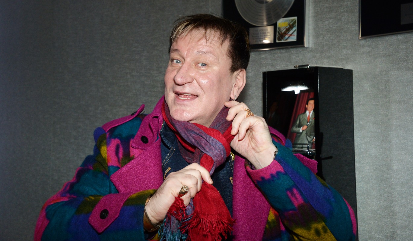 От ослепительного замка Пенкина с ярким интерьером рябит в глазах