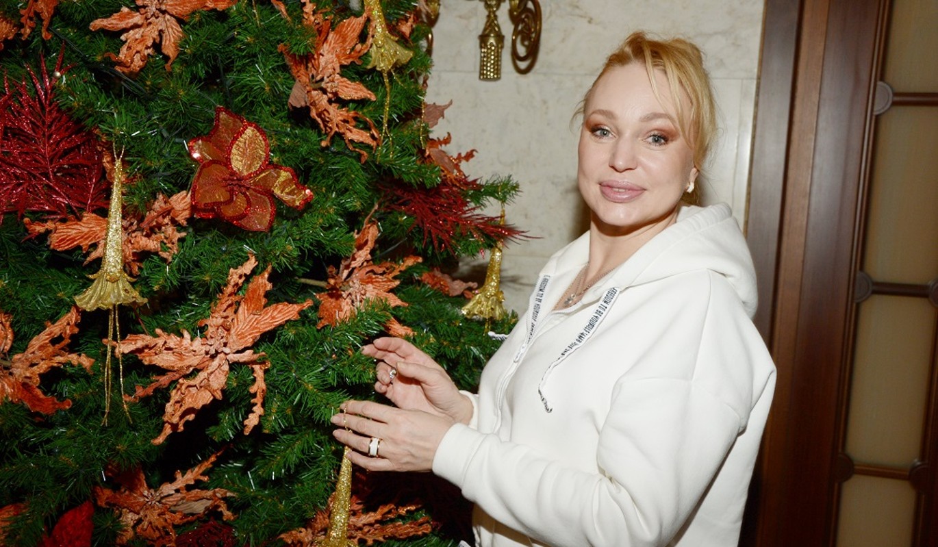 Сын Довлатовой пострадал во время катания в горах