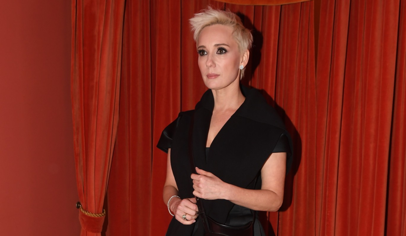 "Двоедушное милосердие": Певцов усомнился в искренности Хаматовой 