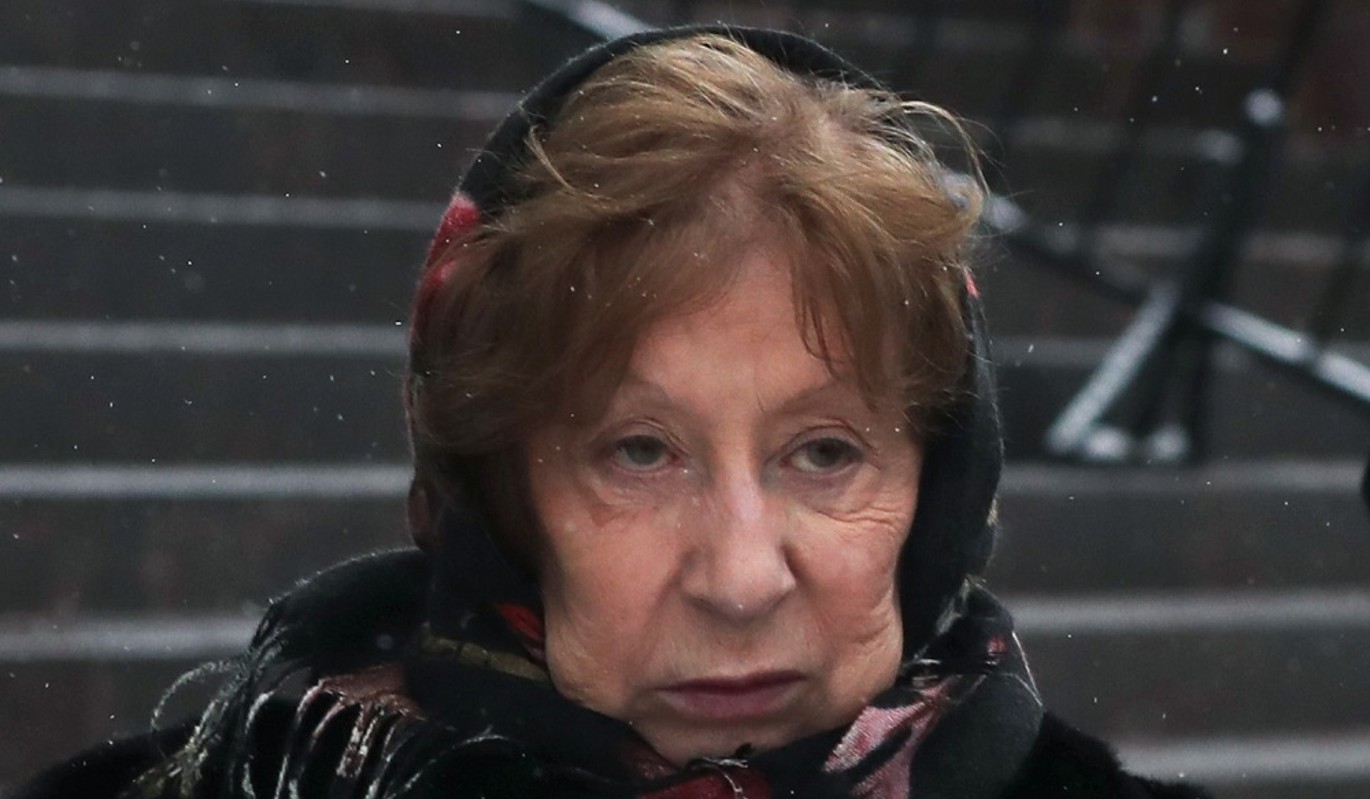 Стало известно об уходе Ахеджаковой из театра "Современник" 