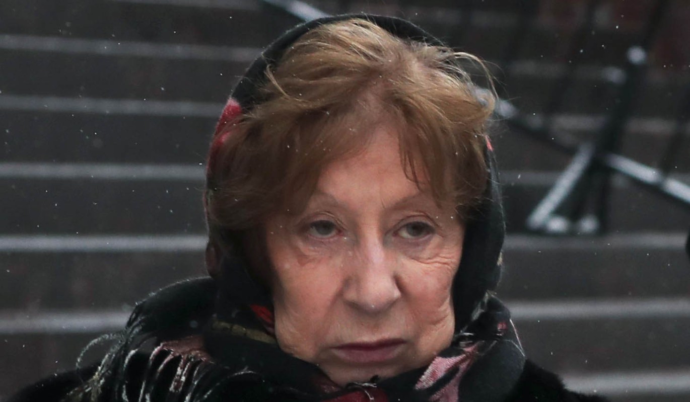 Бородин назвал Ахеджакову предателем России