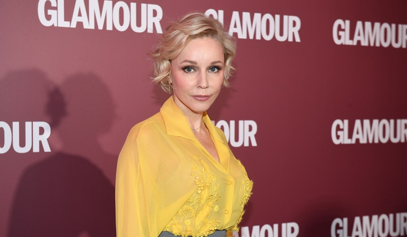 Убитая горем Зудина отправила послание Табакову у гроба Мирошниченко