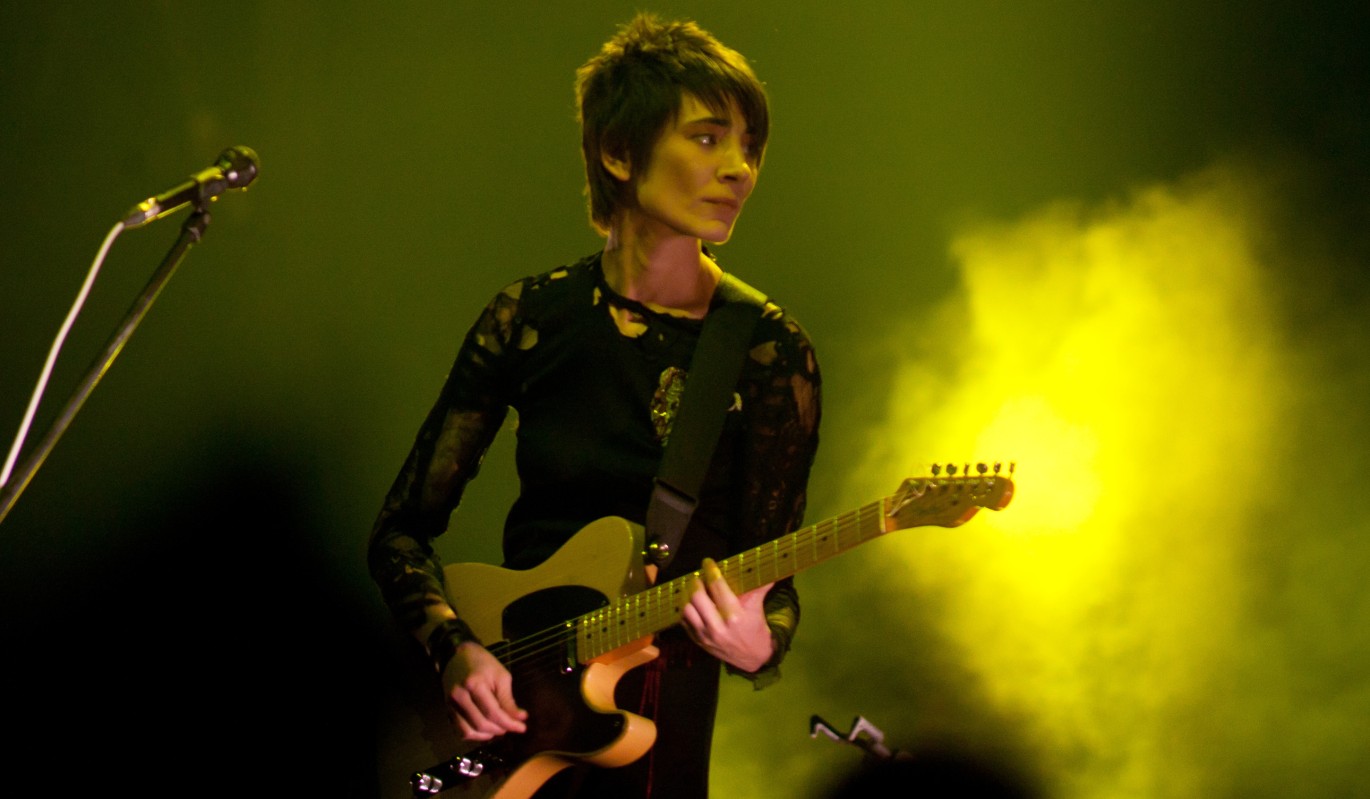 Гримерка превратилась в свинарник: скандал на концерте Земфиры* в Казахстане