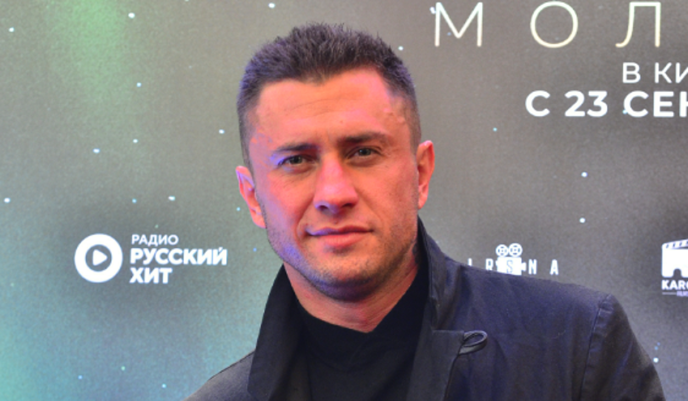 Прилучный поделился редким семейным кадром в честь важного события