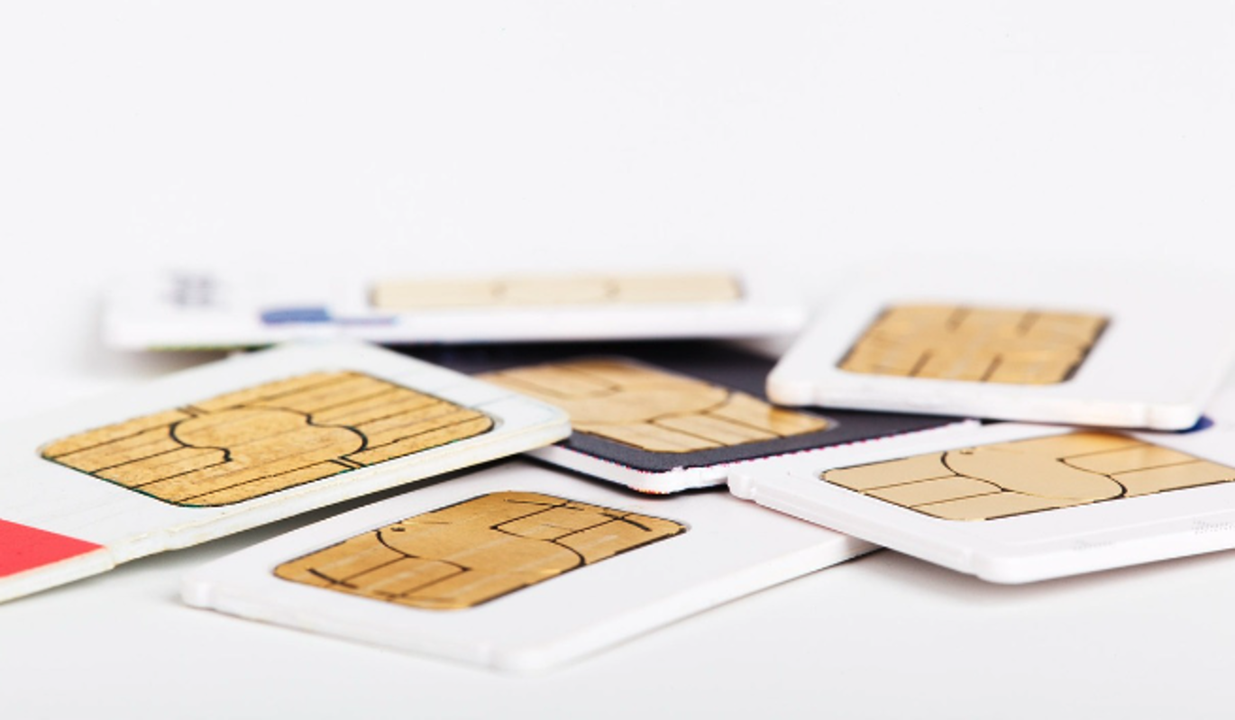 Россиян предупредили о новой мошеннической схеме с Sim-картами