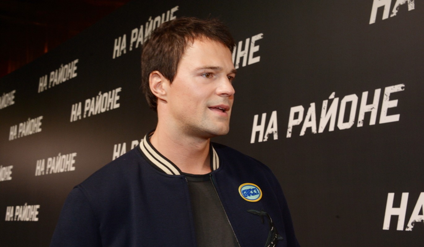 Вместо свадьбы с Акиньшиной: Козловский окружен заботой верной подруги