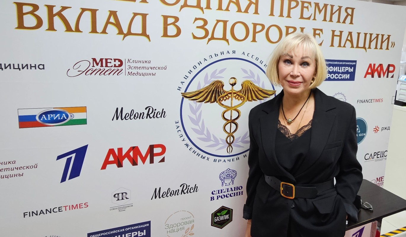 Дыры в щеках: косметолог без лицензии изуродовал бывшую жену Кончаловского  