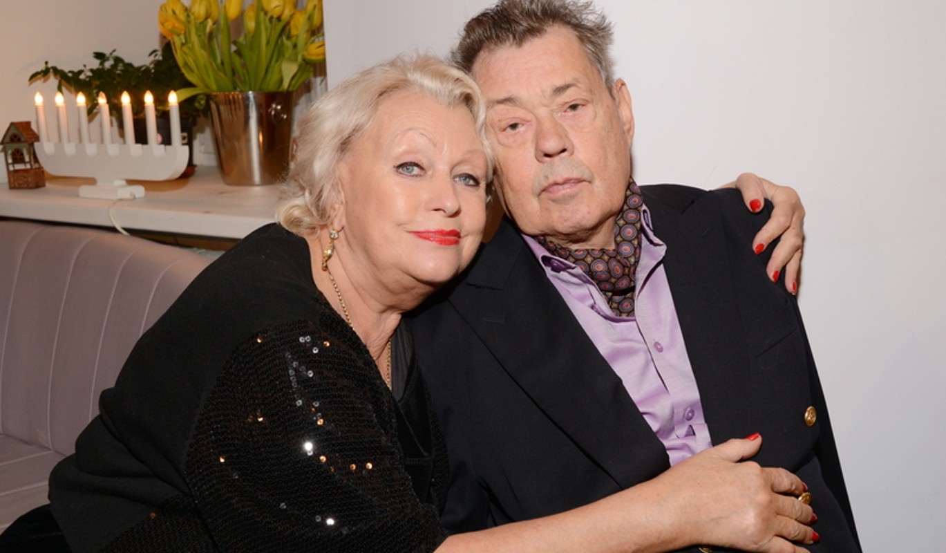 Сколько денег вдова хочет за квартиру покойного Караченцова?