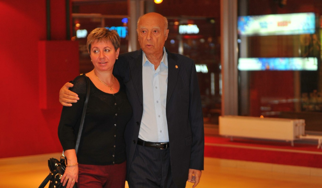 Красивая свадьба: счастливая вдова Этуша показала видео из ЗАГСа с молодым женихом