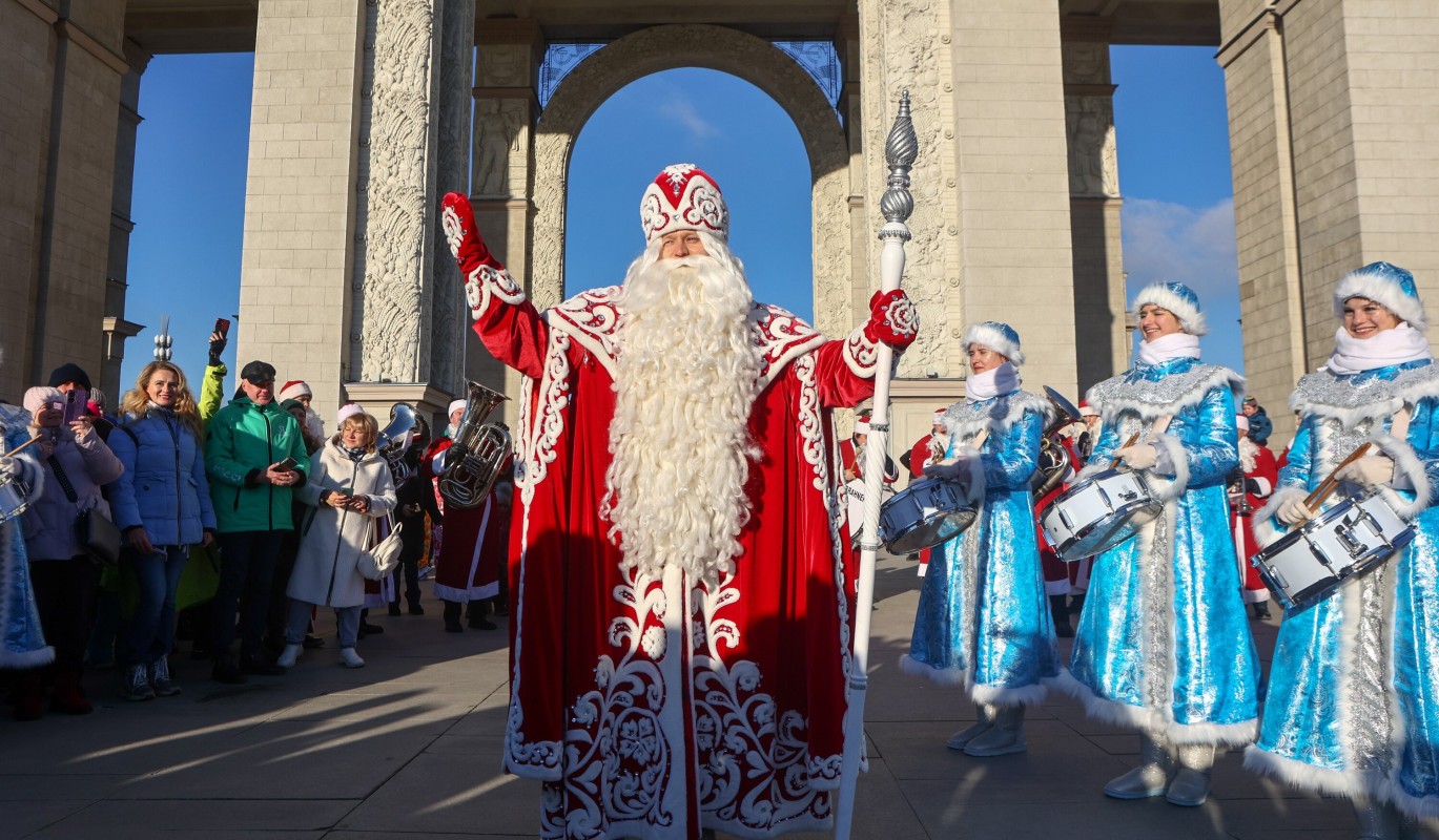На выставке «Россия» 1 декабря пройдет яркая церемония зажжения новогодних елей