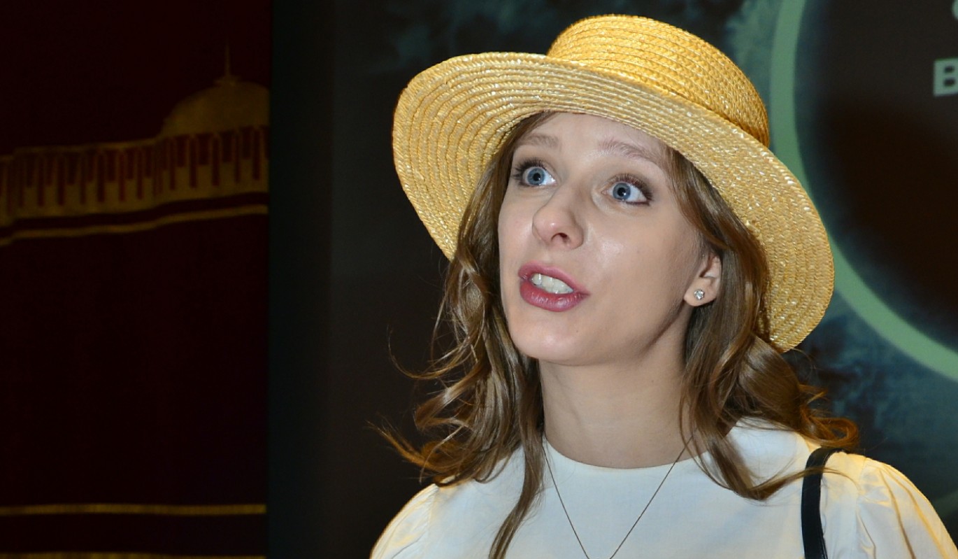 Довели до слез: Арзамасова не сдержала эмоций на публике