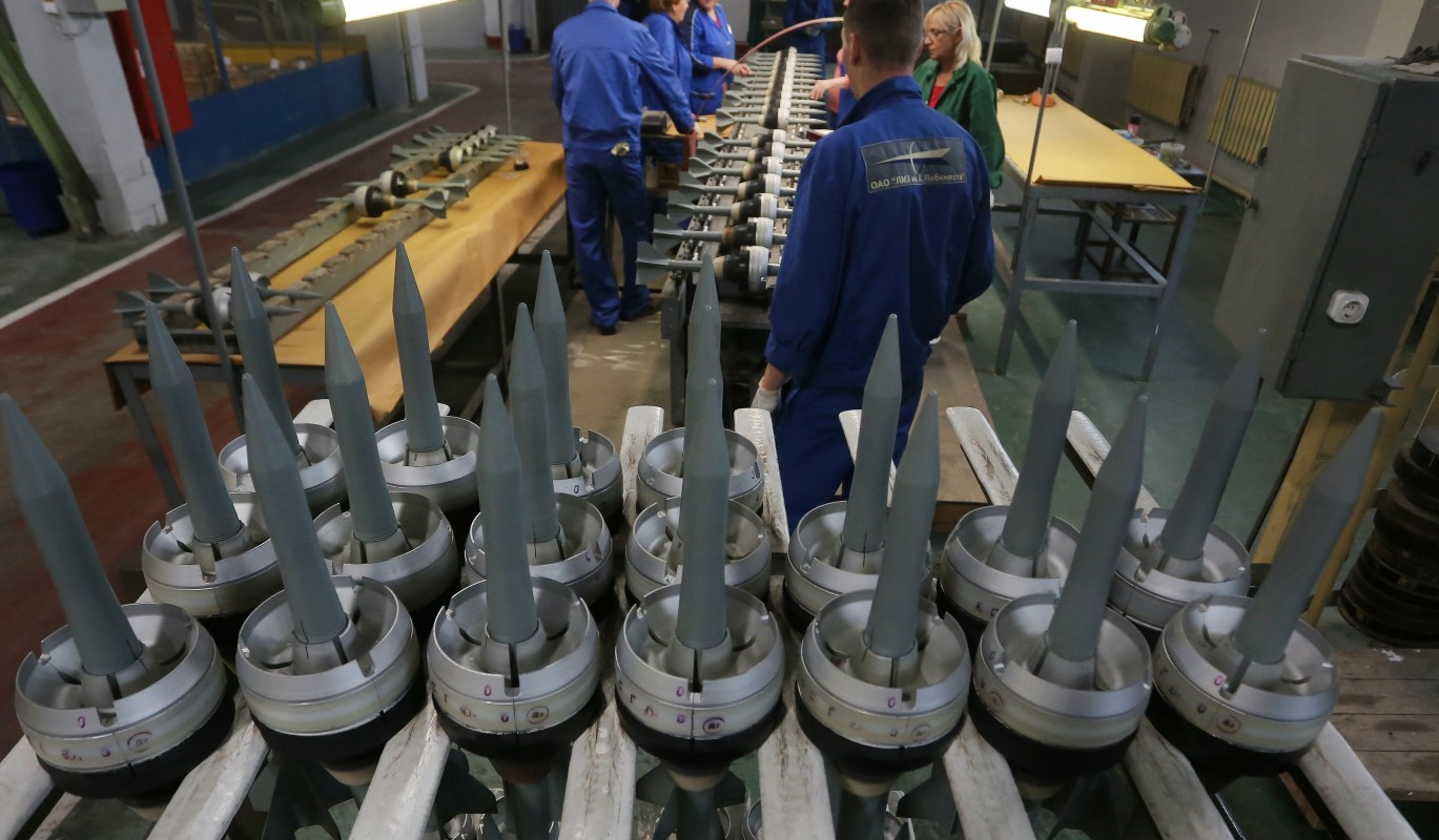 Вопреки санкциям: российский ВПК увеличил производство оружия и техники в разы