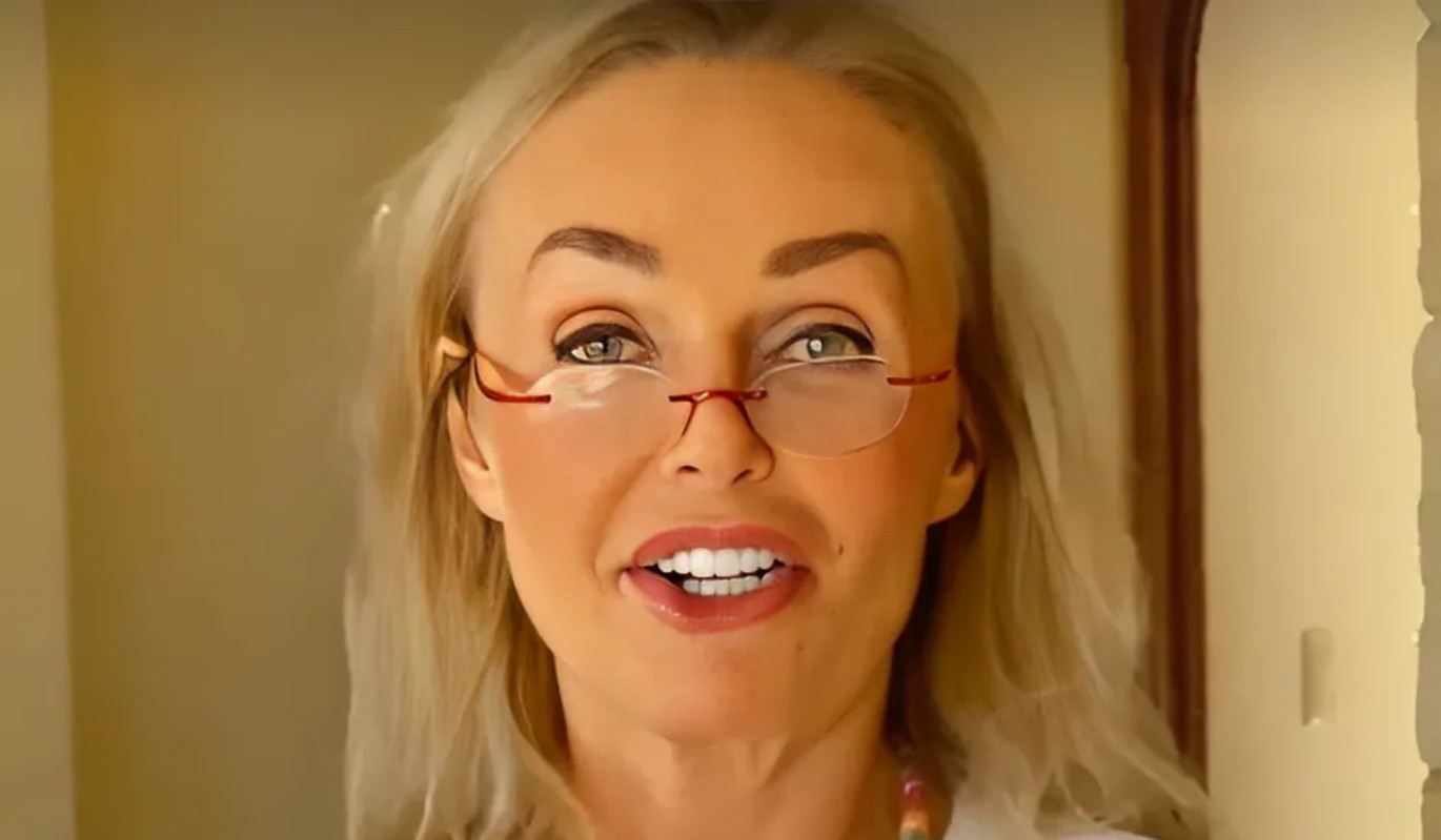 Колесит по миру и любит маму: каким стал сын Андрейченко и Дунаевского