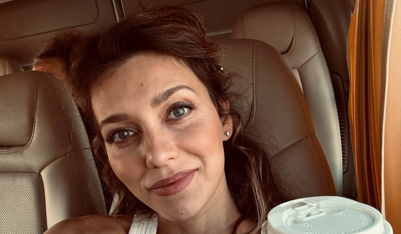 Не благодарите: родившая двоих детей Тодоренко показала "мохнатку" 