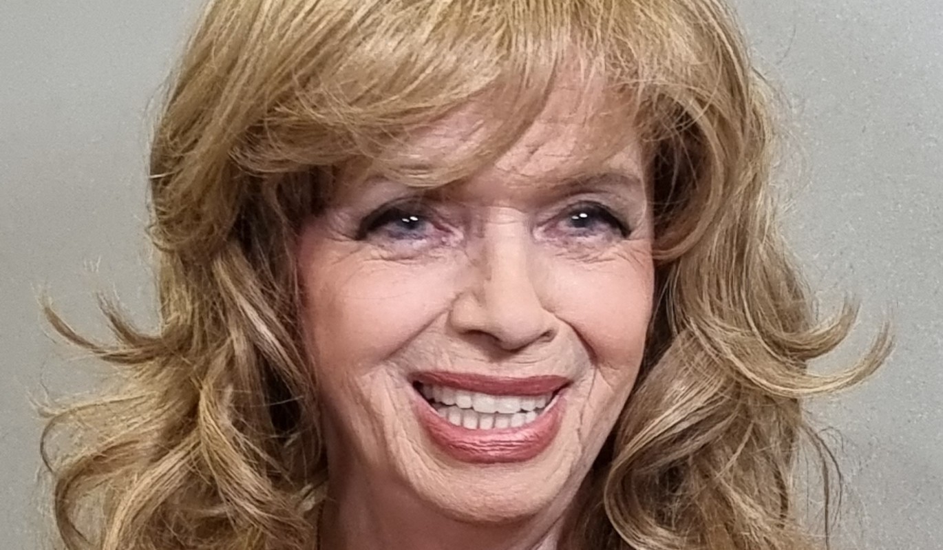 "Иногда меня болтает": 77-летняя Елена Преснякова раскрыла секрет своей стройности