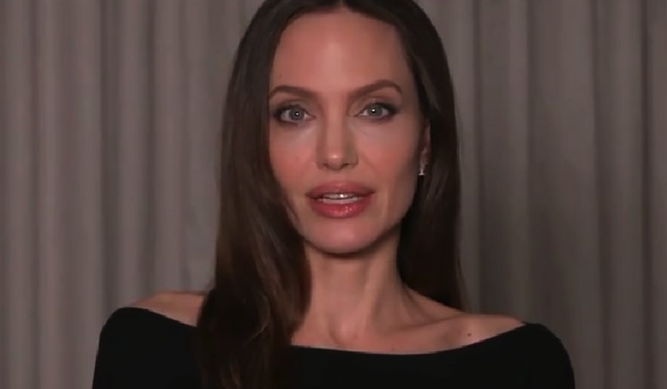 С сыном Джоли и Питта случилось ужасное после серьезной аварии