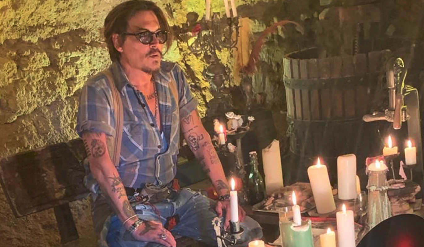 Вернувшаяся в Россию модель откровенно рассказала о взаимоотношениях с Джонни Деппом