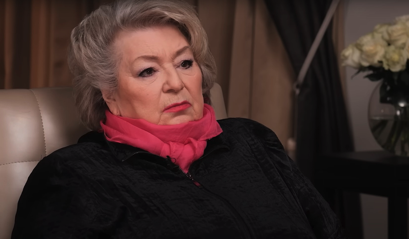 К 77-летней Татьяне Тарасовой приехала скорая из-за обострившихся проблем с сердцем